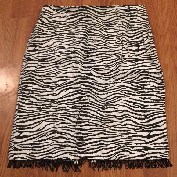 Dana Kay Skirt size 10 (Q) - Picture 4 of 4